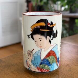 Ceramic Geisha Tea Mug in White with Multicolor Kimono Design